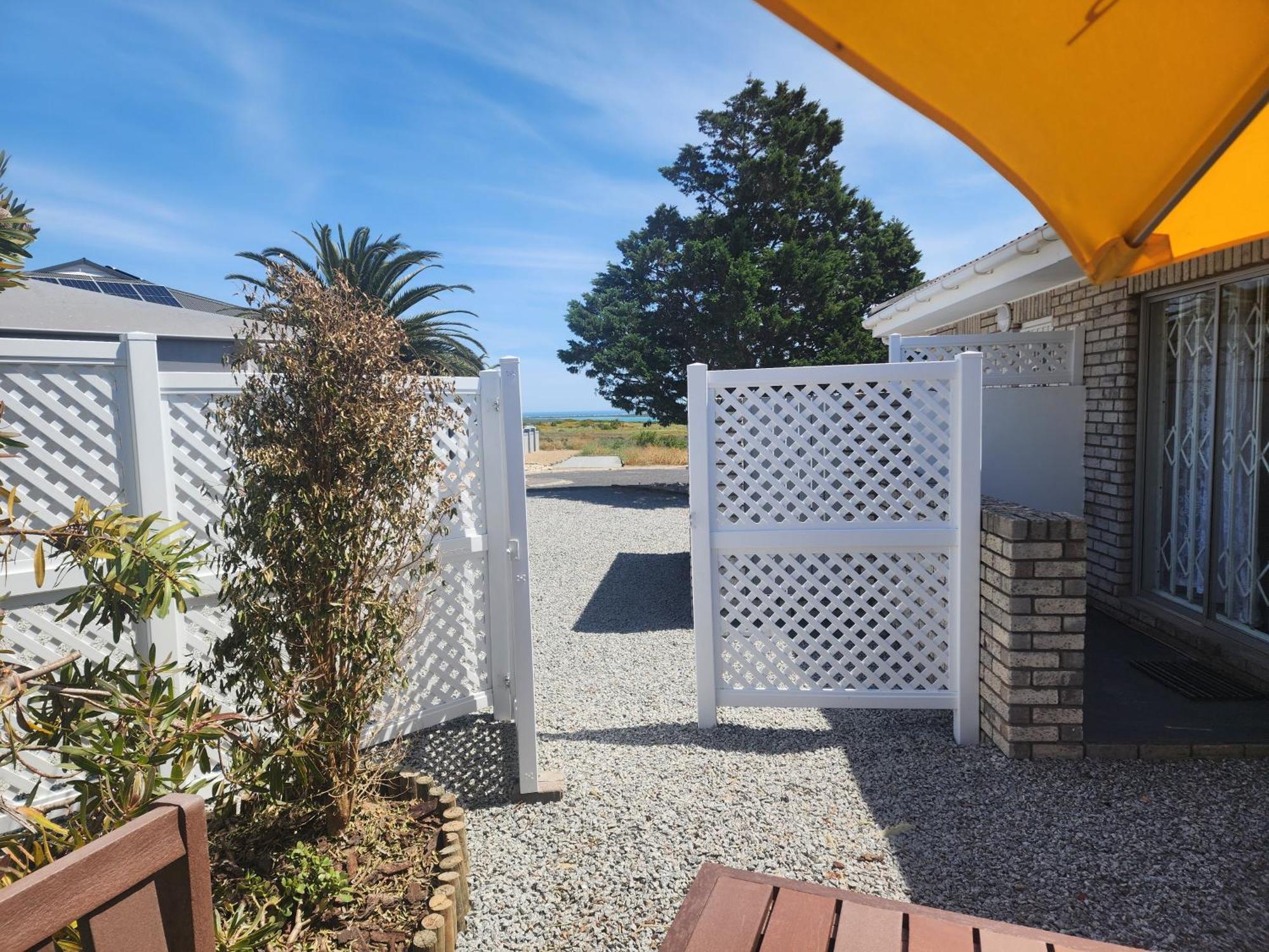 The Dutch Corner Apartment Langebaan Exterior photo